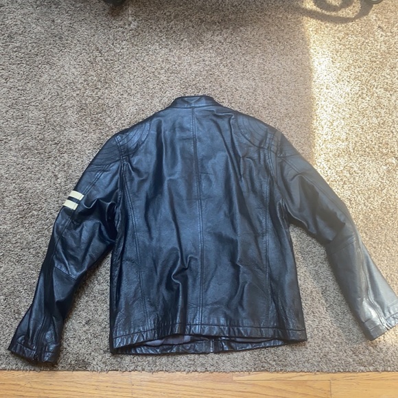 Genuine Leather Motorcycle Jacket - Picture 5 of 12